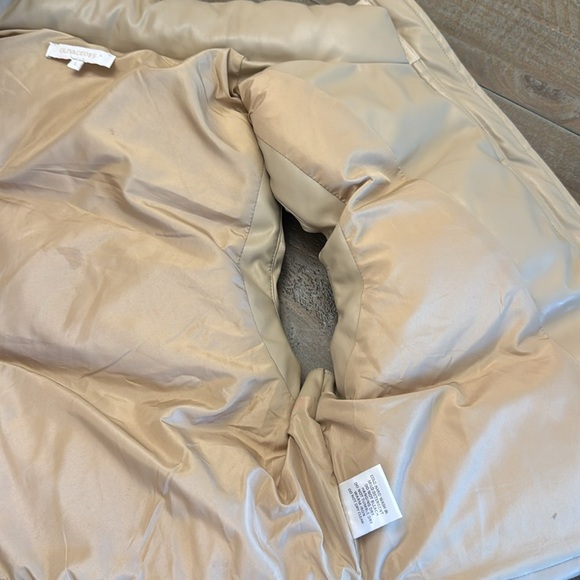 OLIVACEOUS liza faux leather cropped puffer vest in tan - Picture 10 of 11